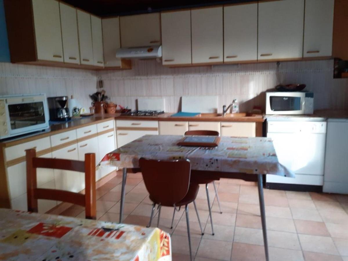Gîte Crissé, 4 pièces, 6 personnes - FR-1-410-186 Esterno foto